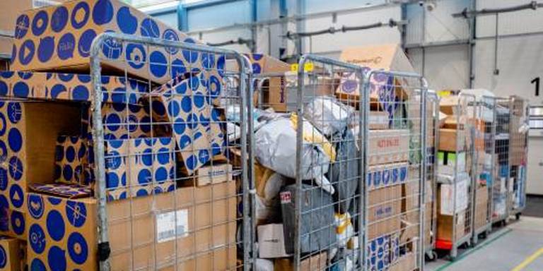 Politie waarschuwt voor pakketbezorgers die voor 1 euro naleveren